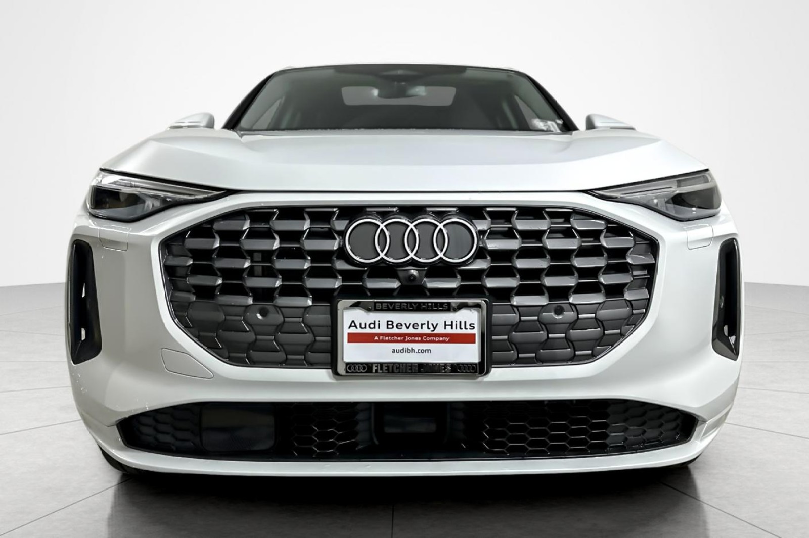 New 2025 Glacier White Metallic Audi Premium Plus 2.0 TFSI quattro image 7