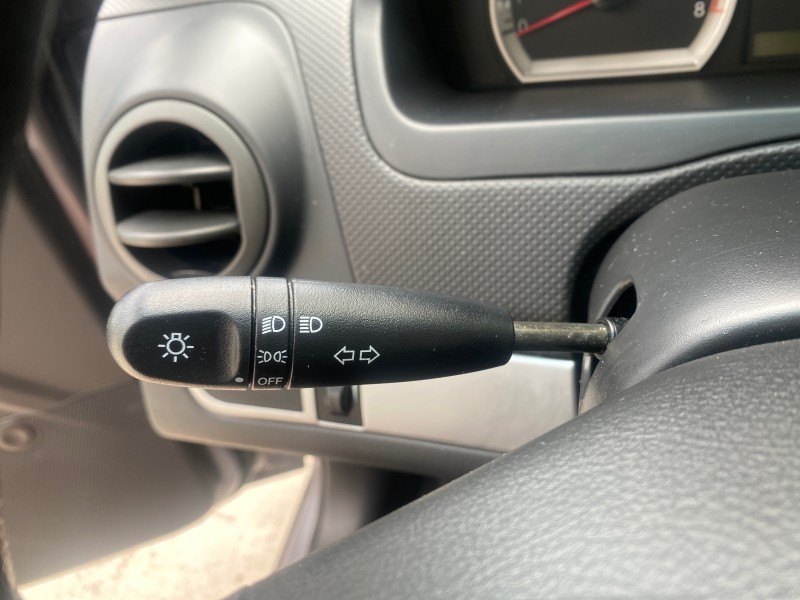 2011 Chevrolet Aveo LS LOW MILES 18,766 in , 