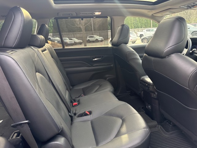 ToyotaGrand Highlander41