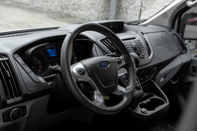 2018 Ford Transit Van  16