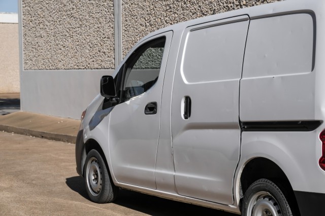 2018 Nissan NV200 Compact Cargo S 13