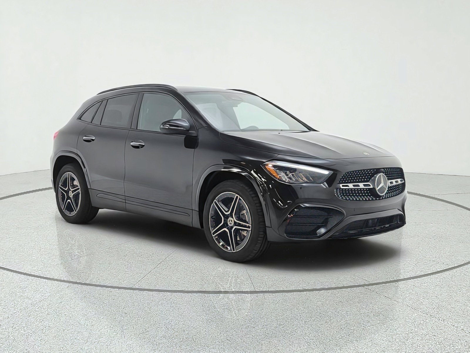 New 2026 Cosmos Black Metallic Mercedes-Benz GLA 250 SUV image 3