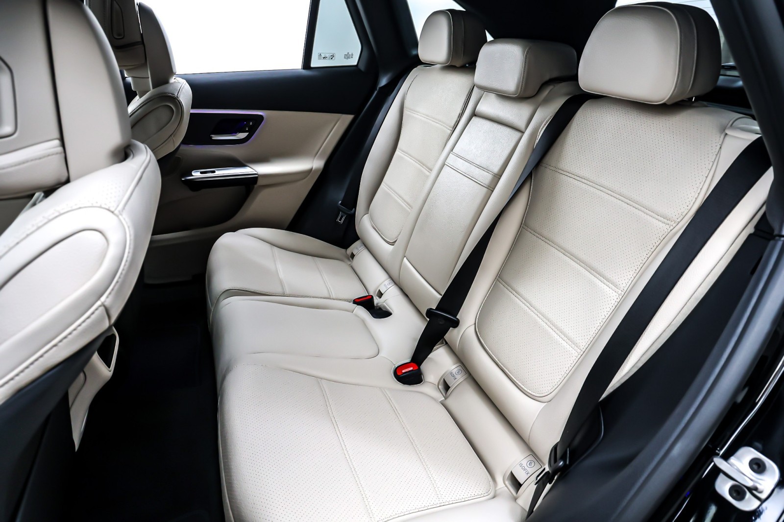 New 2026 Black Mercedes-Benz GLC 300 image 8