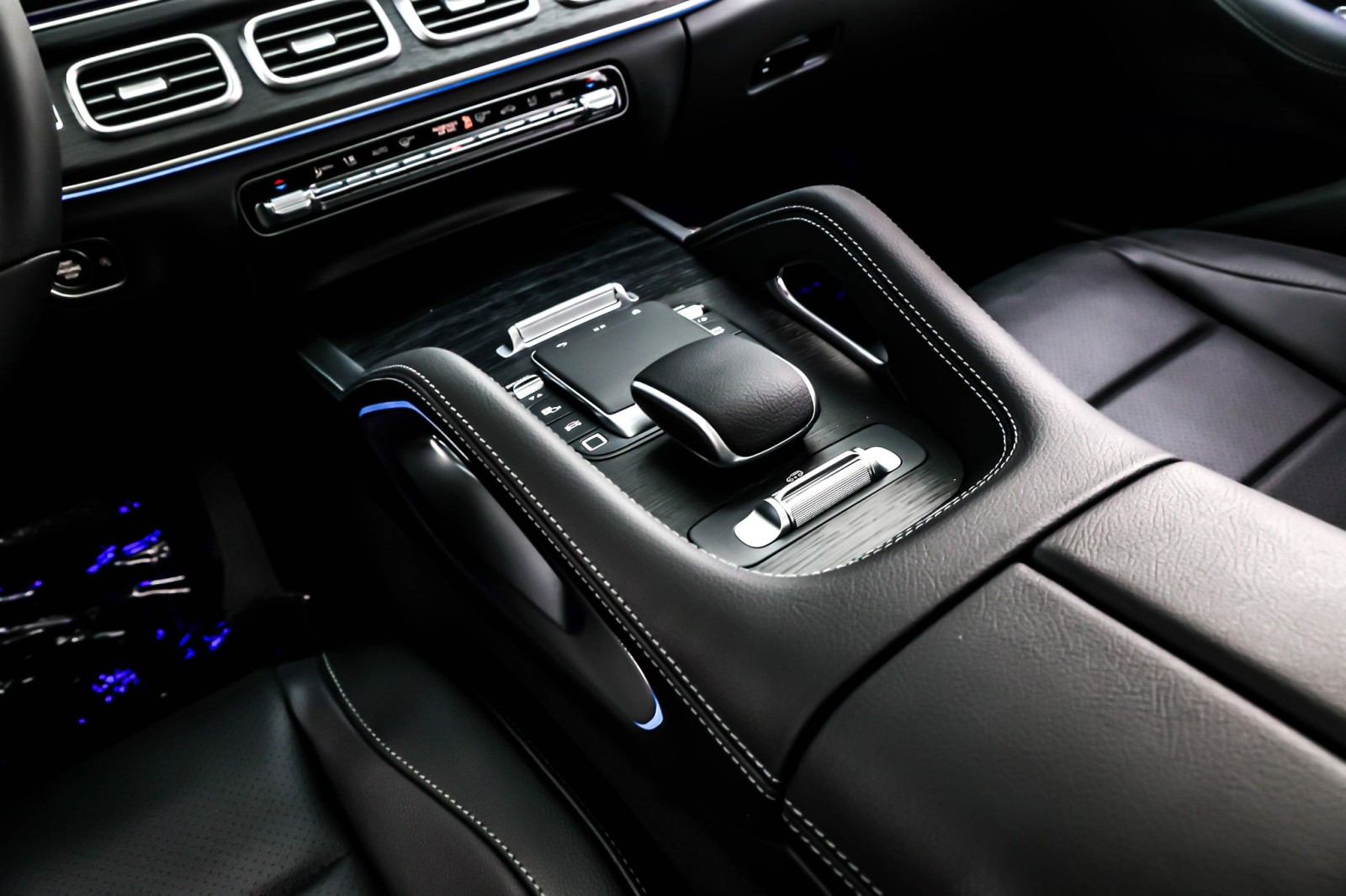 New 2026 Black Mercedes-Benz GLS 450 image 6