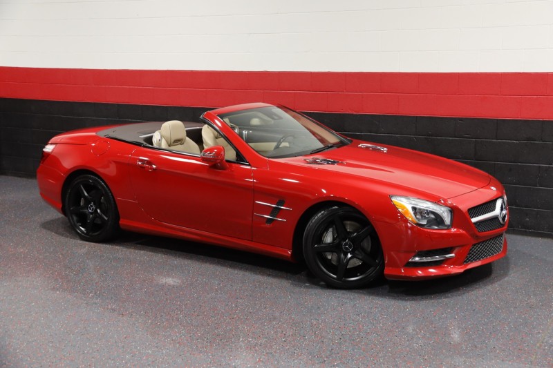 2013 Mercedes-Benz SL550 AMG Sport 2dr Convertible in , 