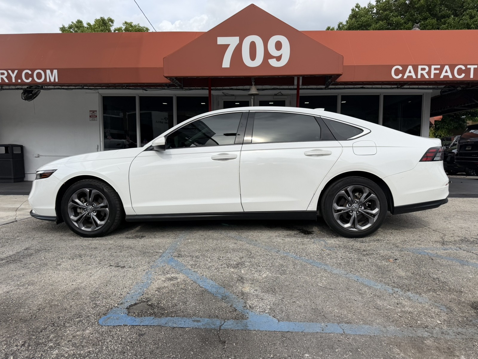 2023 Honda Accord - $22,988