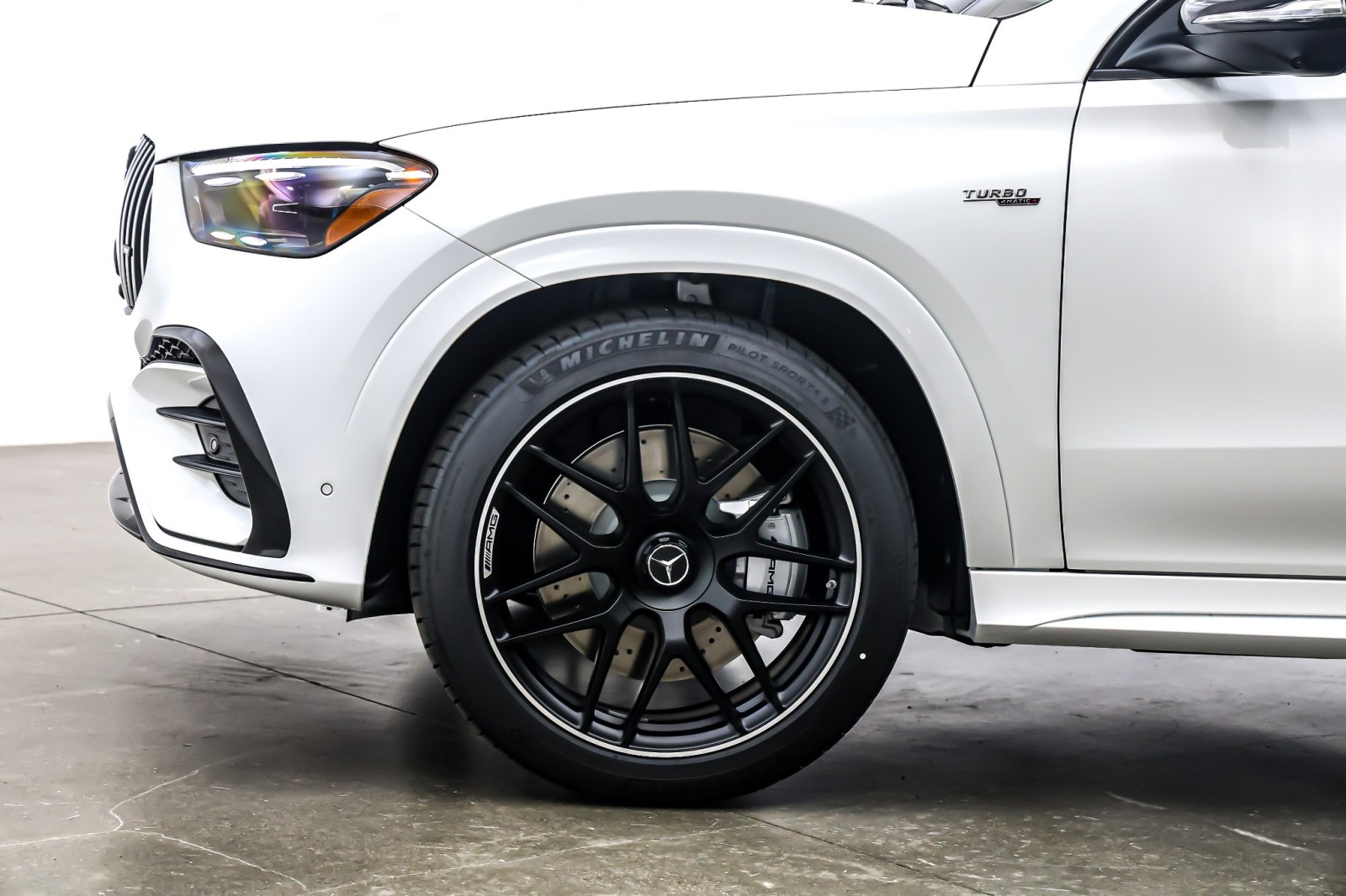 New 2026 Polar White Mercedes-Benz AMG® GLE 53 image 10