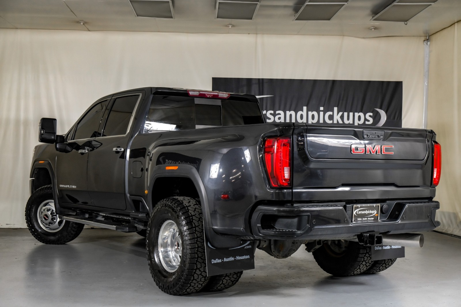 2020 GMC Sierra 3500HD Denali 10