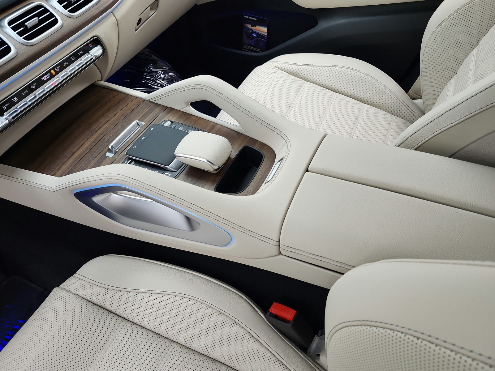 New 2026 Polar White Mercedes-Benz GLE 450 image 18