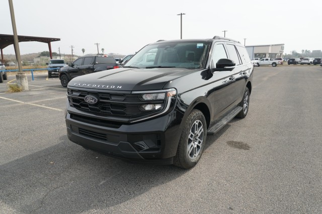 2025 Ford Expedition Active 4WD