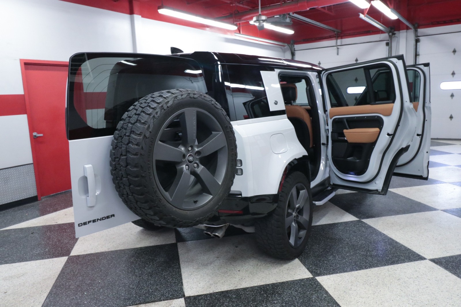 Used Car 2023 Land Rover Defender  V8 For Sale Under $80,000 In Austin, Texas