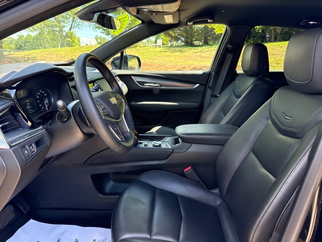 CadillacXT520