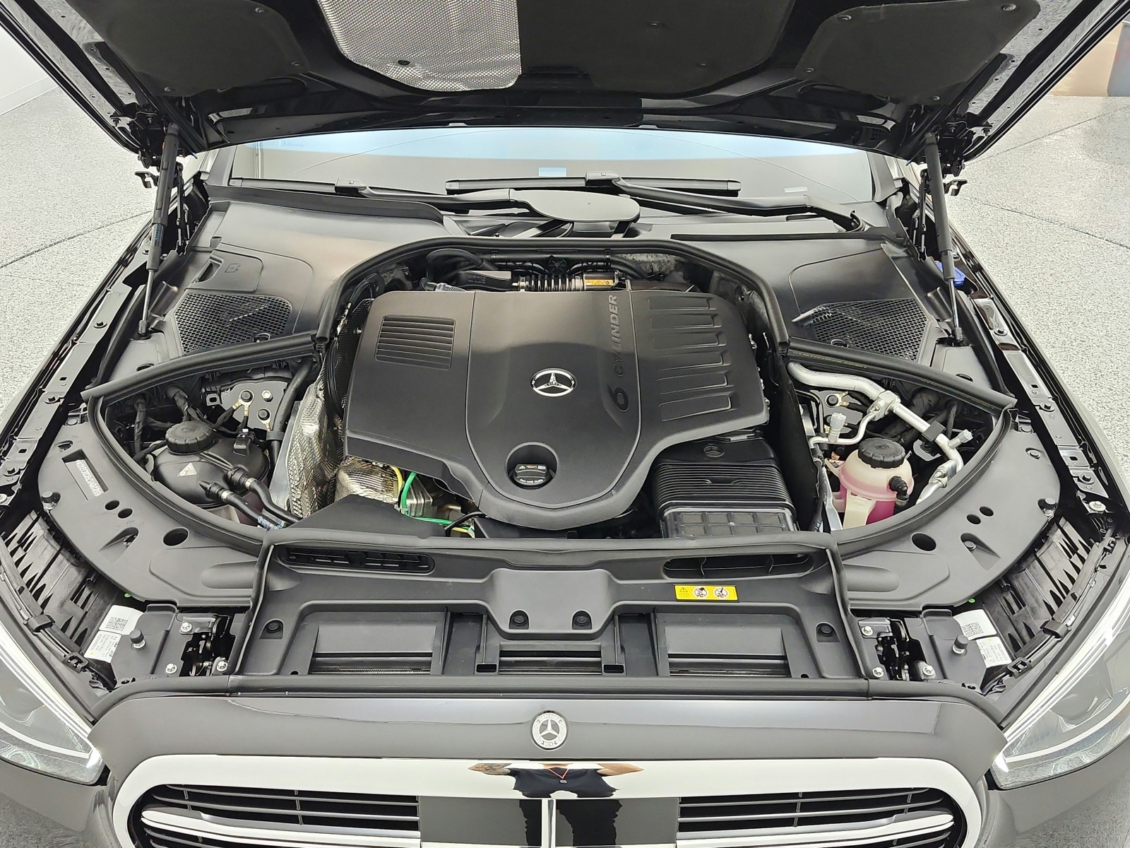 New 2026 Obsidian Black Metallic Mercedes-Benz S 500 image 20