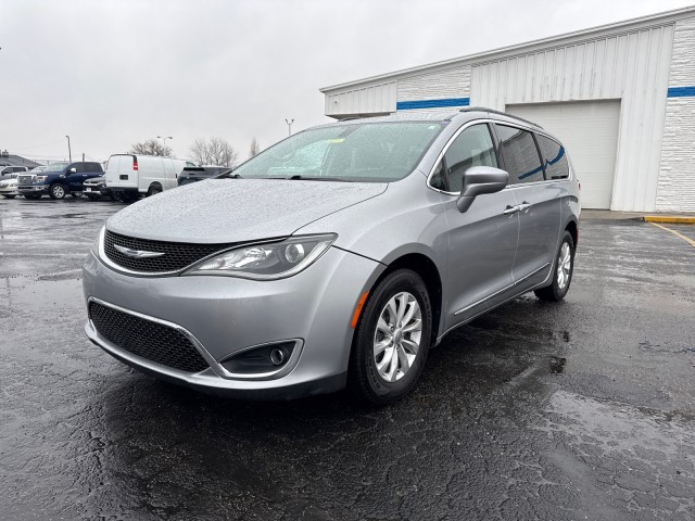 2017 Chrysler Pacifica Touring Plus FWD