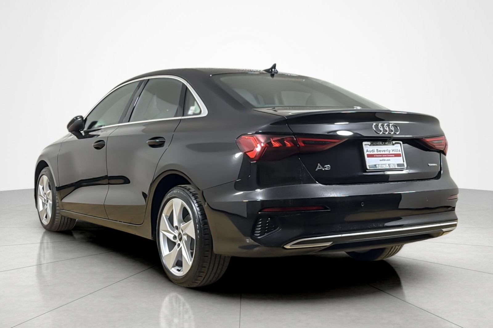 Used 2023 Mythos Black Metallic Audi Premium Plus 40 TFSI quattro image 3