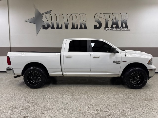 2020 Ram 1500 Classic SLT 4WD 5.7L-V8 in ,