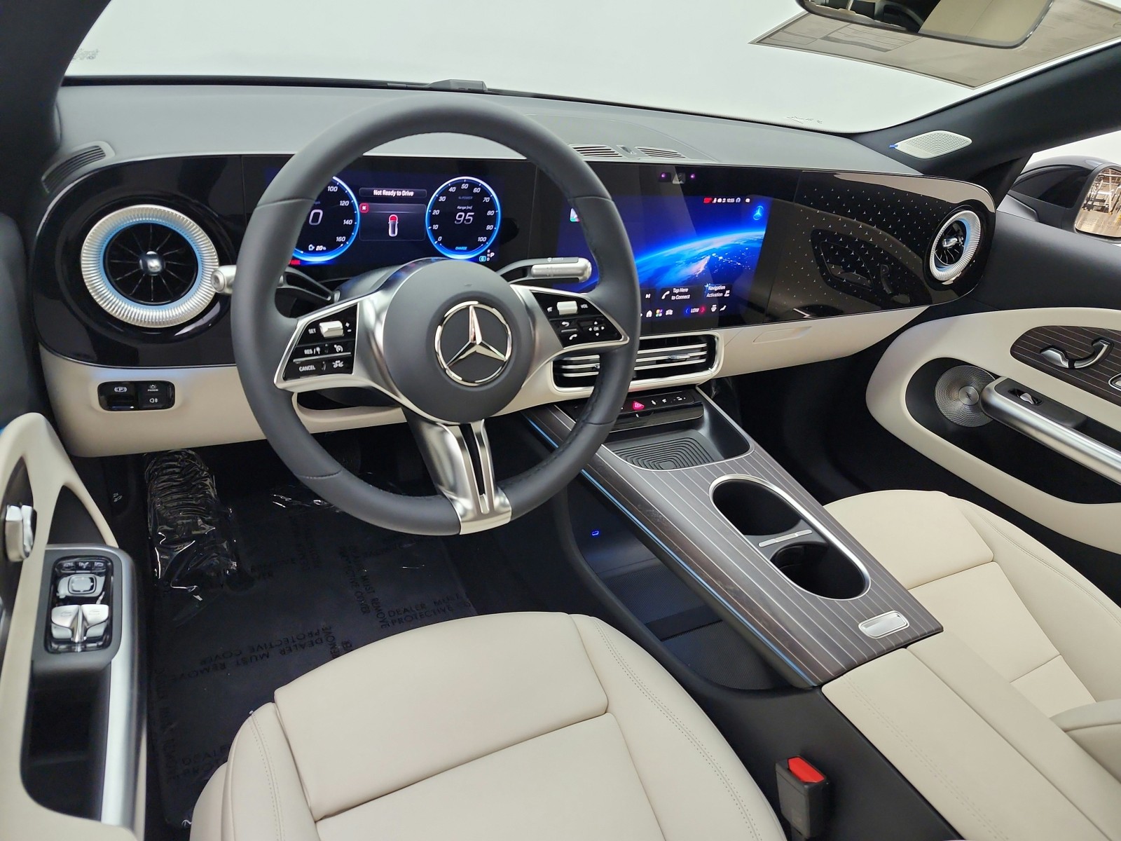 New 2027 MANUFAKTUR Alpine Grey Mercedes-Benz CLA 350 Electric 4MATIC® image 9