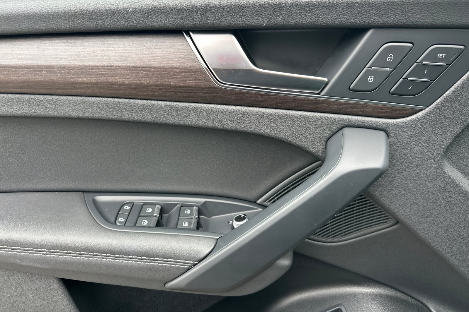 Used 2023 Daytona Gray Pearl Effect Audi S line Premium Plus 45 TFSI quattro image 10