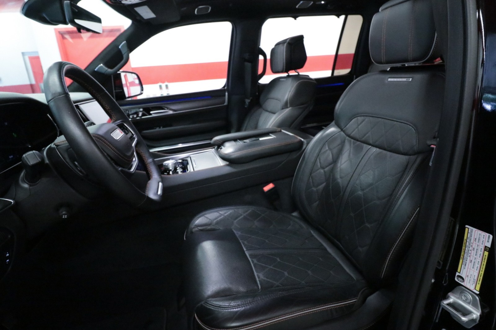 Used Car 2024 Jeep Grand Wagoneer  Series Iii Obsidian For Sale Under $80,000 In Austin, Texas