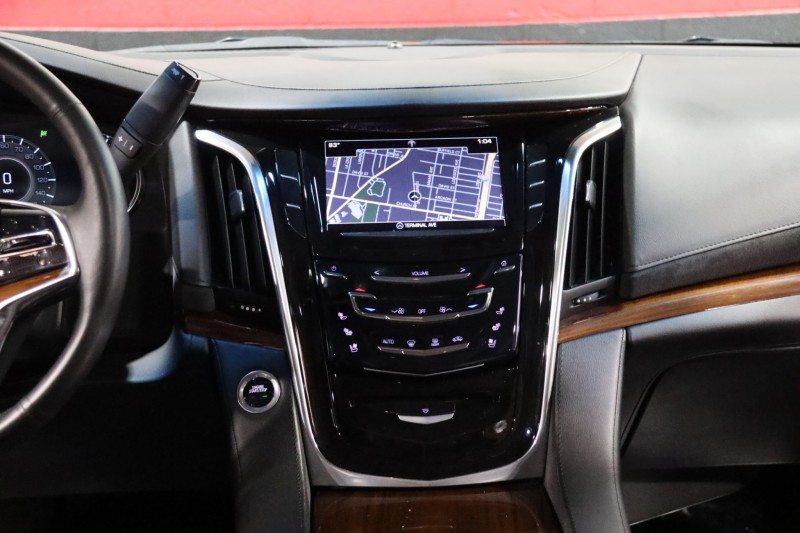 2016 Cadillac Escalade ESV Luxury Collection 4WD 4dr Suv in , 