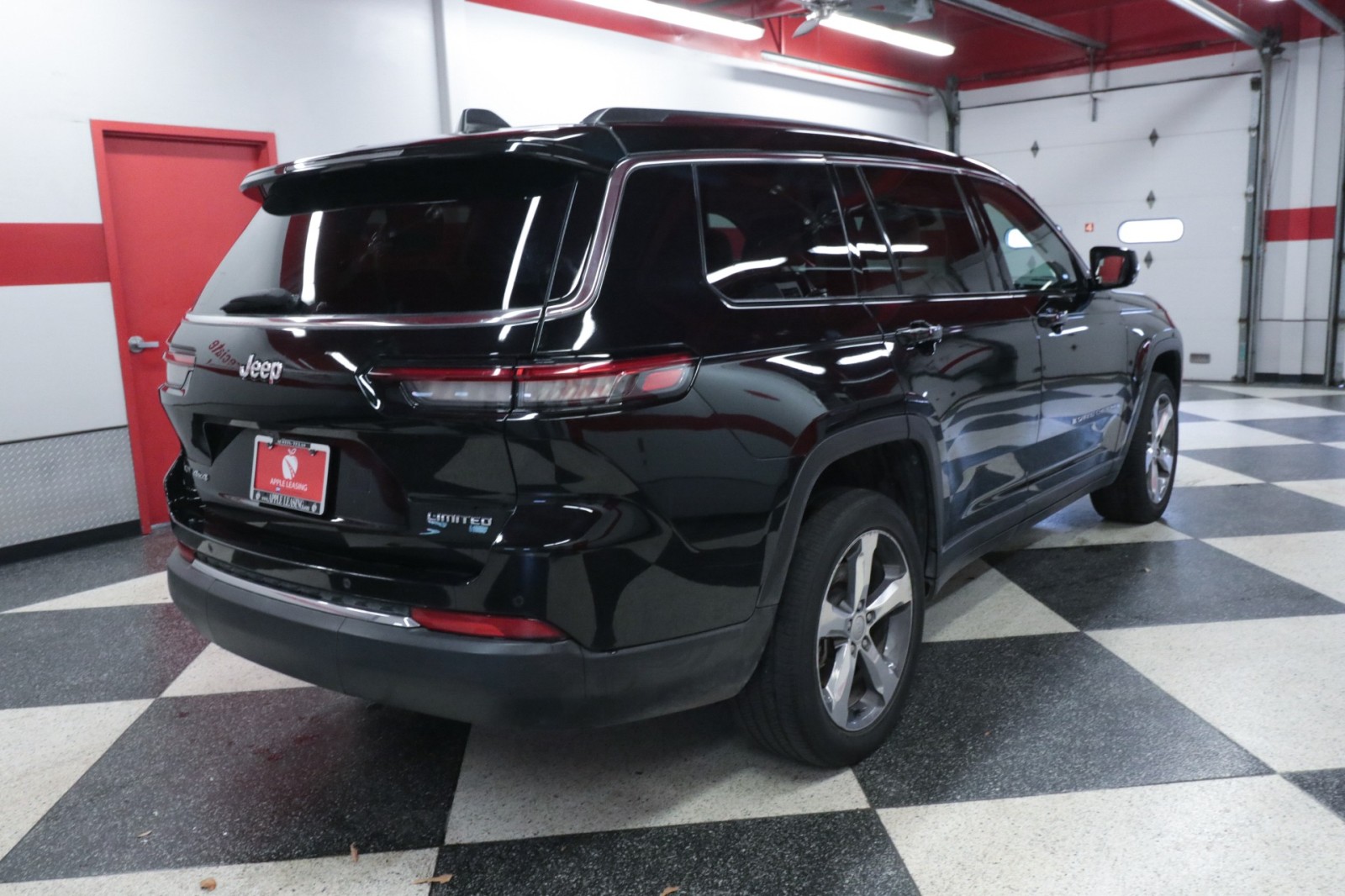 Used Car 2021 Jeep Grand Cherokee L  Limited For Sale Under $30,000 In Austin, Texas