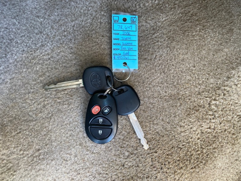 2006 Toyota Sienna VAN LE LOW MILES 78,653 in , 