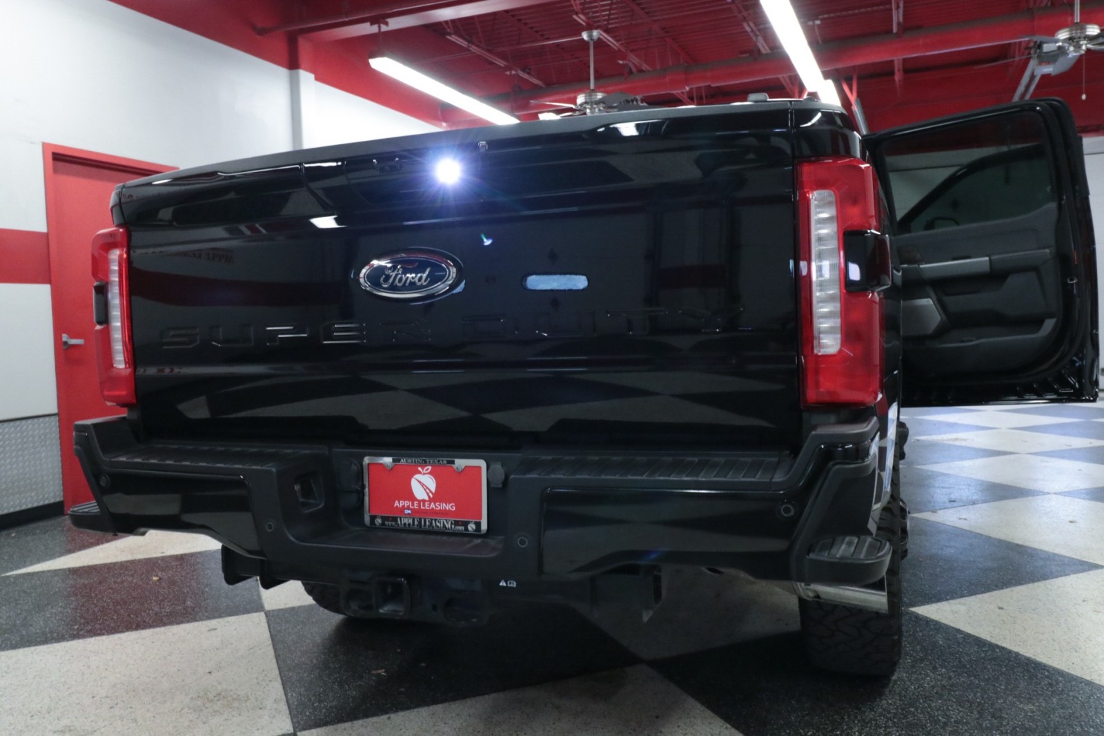 Used Car 2024 Ford Super Duty F-250 Srw  Lariat For Sale Under $80,000 In Austin, Texas