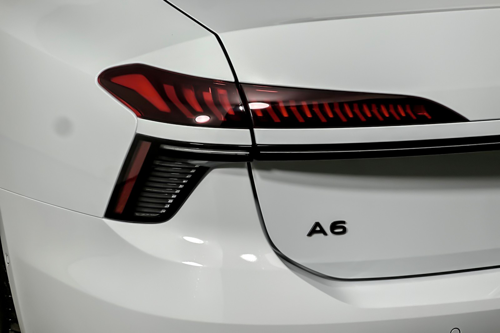 New 2026 Glacier White Metallic Audi Premium Plus quattro image 26