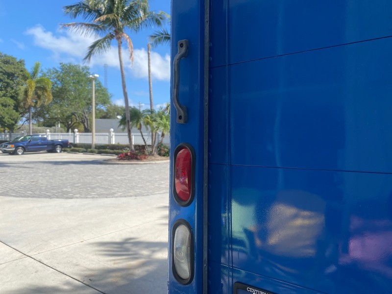 2006 Ford Econoline Commercial Cutaway LOW MILES 27,641 1 OWNER in , 