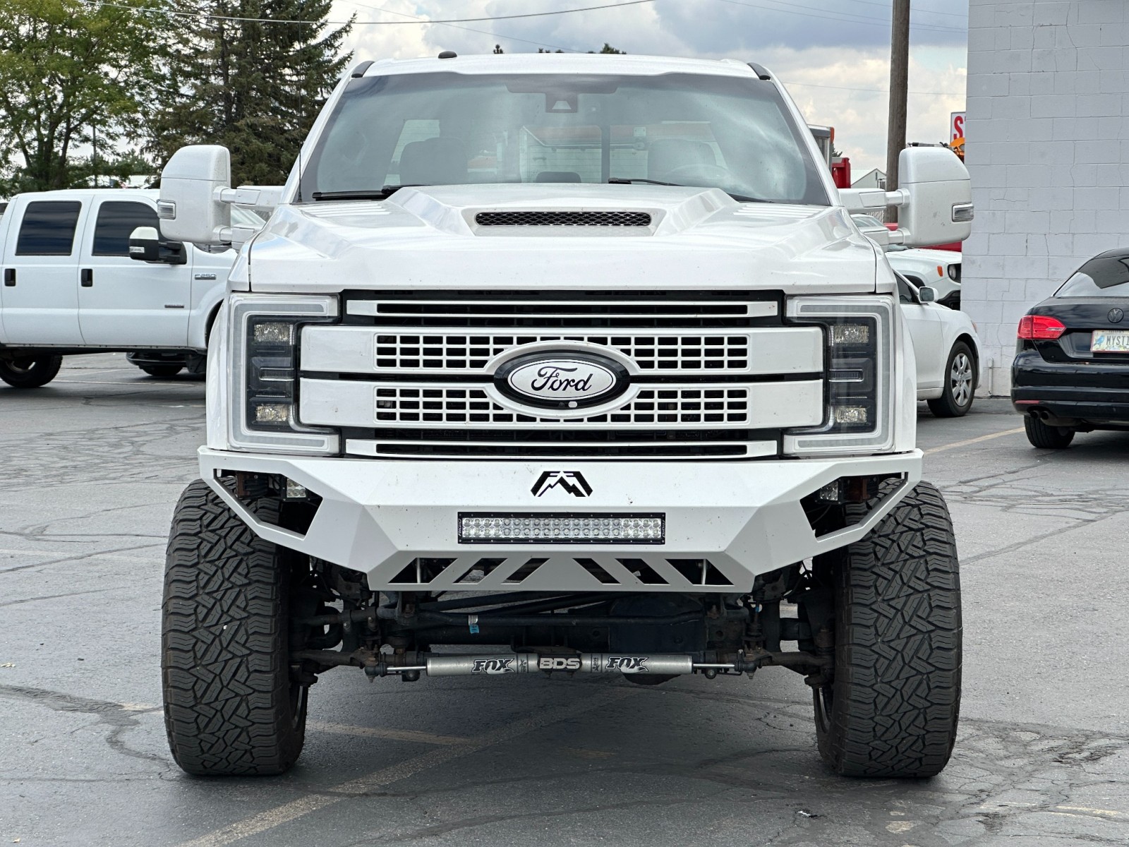 2017 Ford Super Duty F-350 SRW Platinum 2