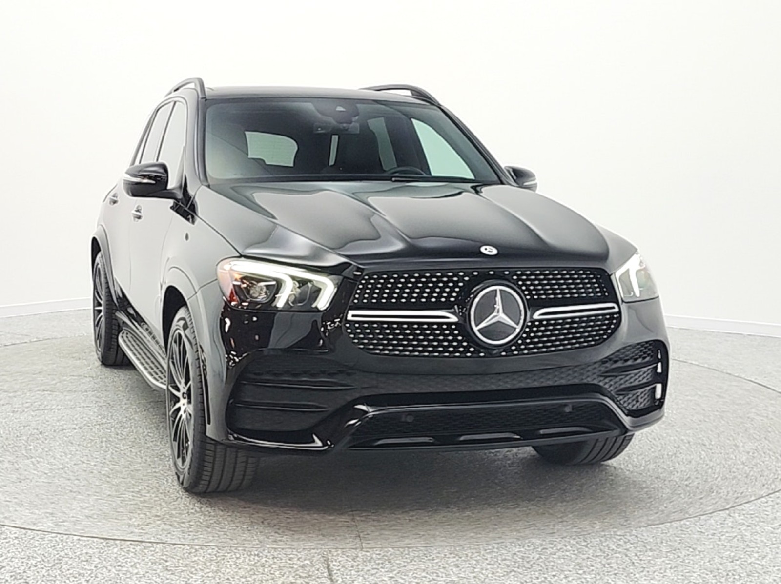 Used 2020 Black Mercedes-Benz GLE 350 SUV image 3