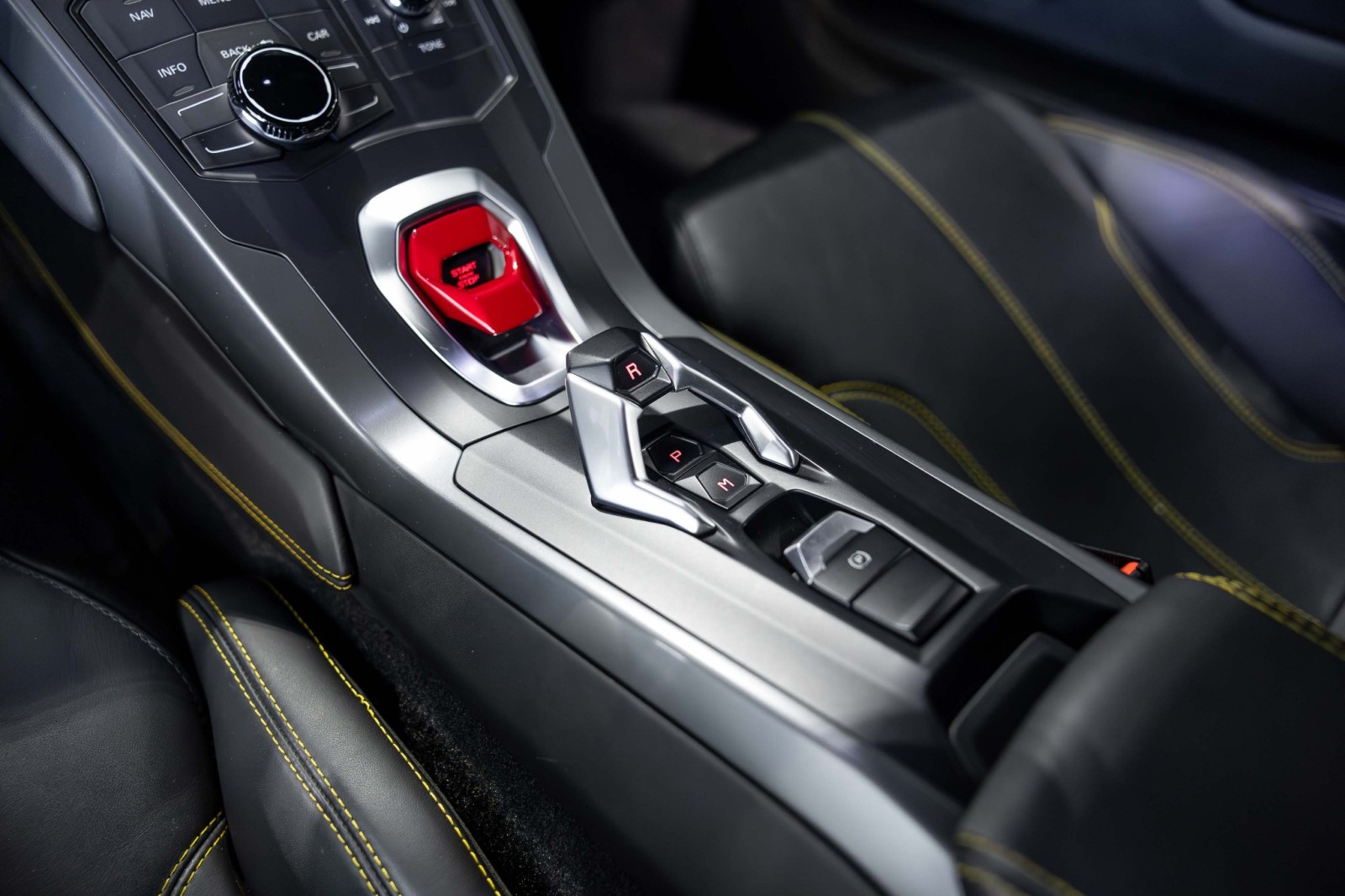 Used Car 2015 Lamborghini Huracan  For Sale Under $230,000 In Boerne, Texas