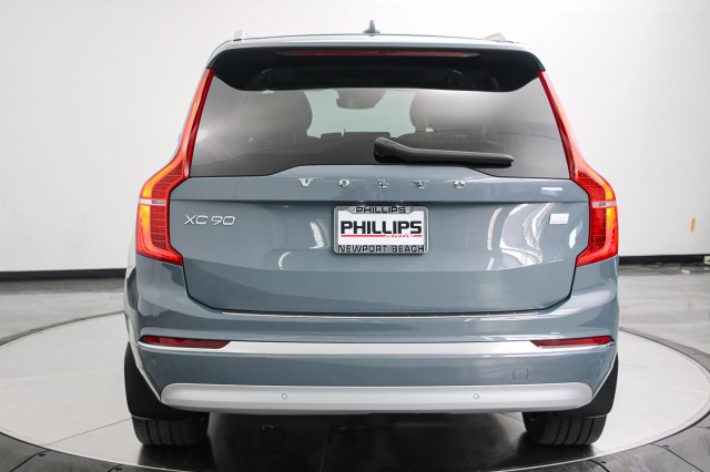 2022 Volvo XC90 Recharge Plug-In Hybrid Inscription 4