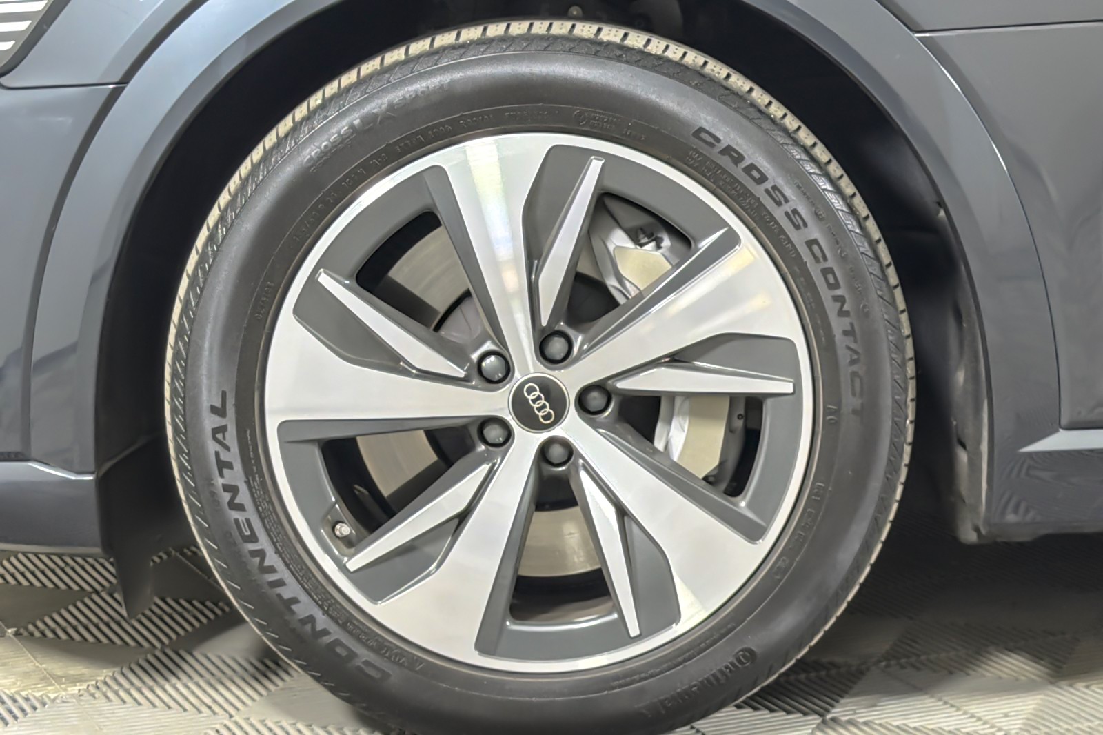 Used 2024 Manhattan Gray Metallic Audi Premium quattro image 25