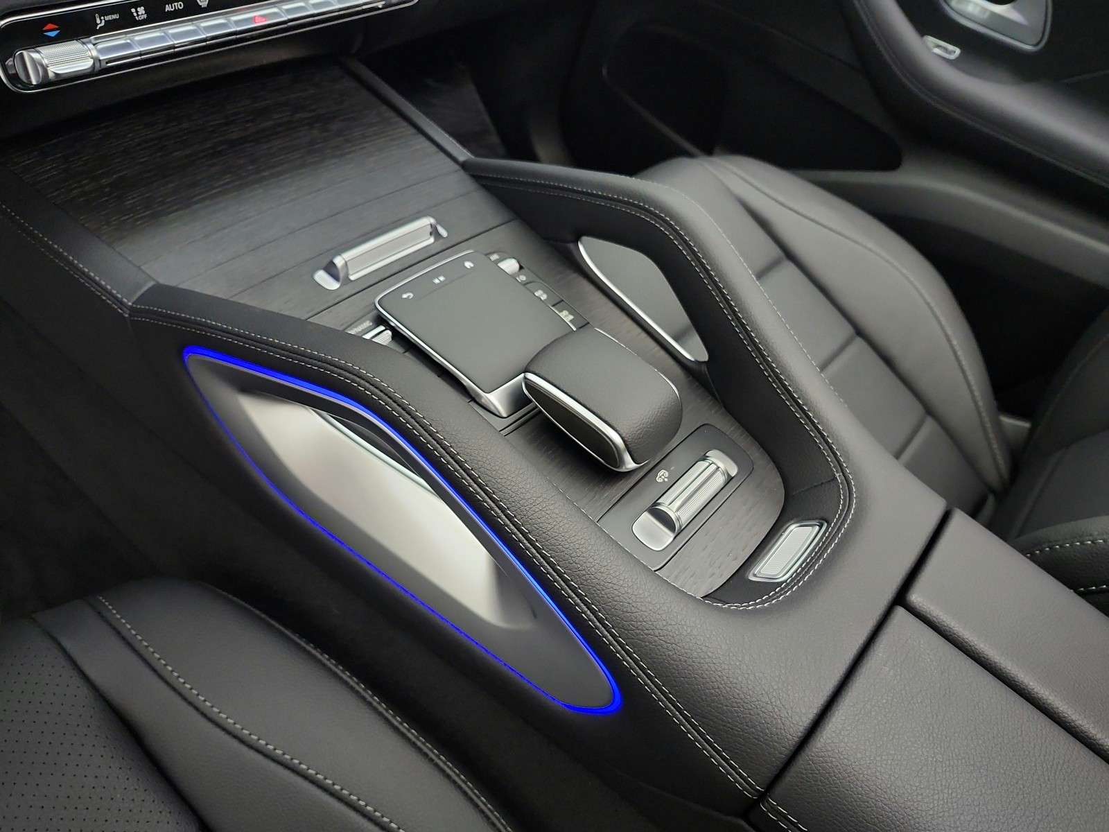 New 2026 Obsidian Black Metallic Mercedes-Benz GLS 450 4MATIC® SUV image 10