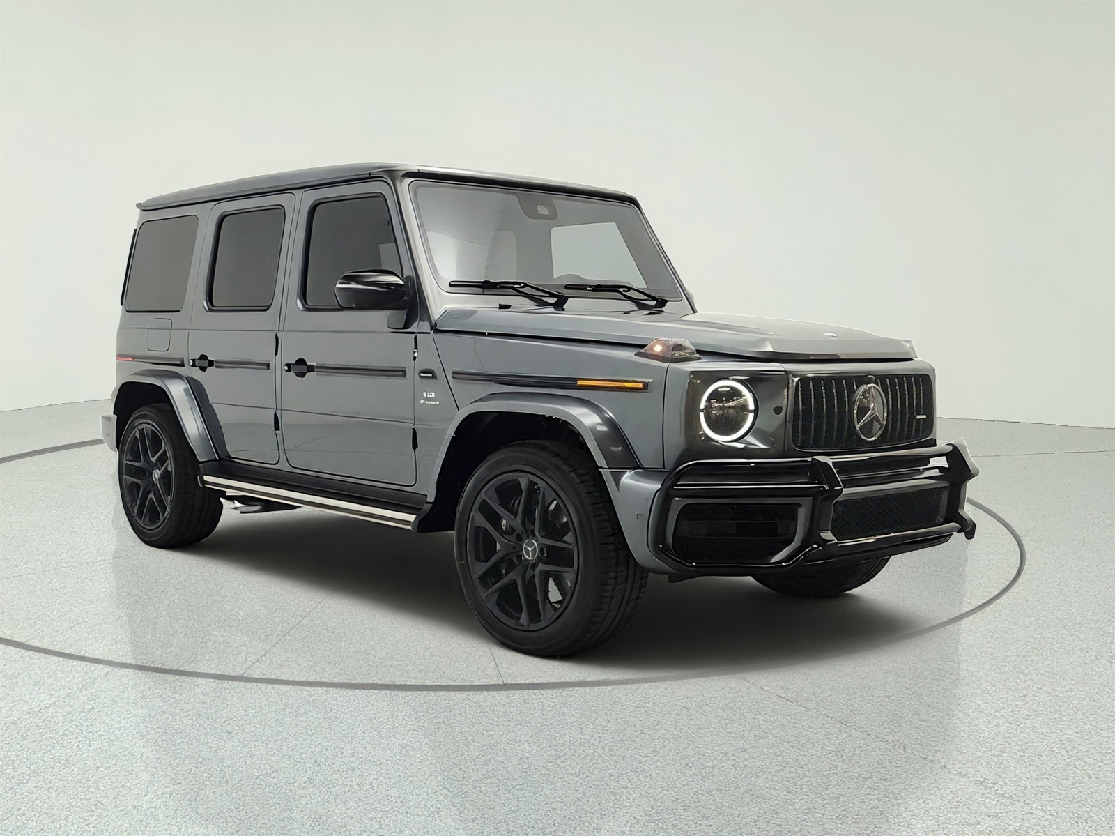 Certified Used 2022 MANUFAKTUR Graphite Metallic Mercedes-Benz AMG® G 63 4MATIC SUV image 3