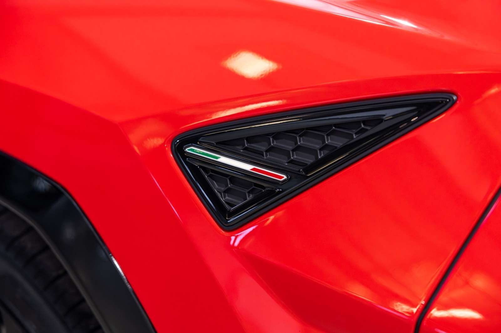 Used Car 2022 Lamborghini Urus  For Sale Under $230,000 In Boerne, Texas