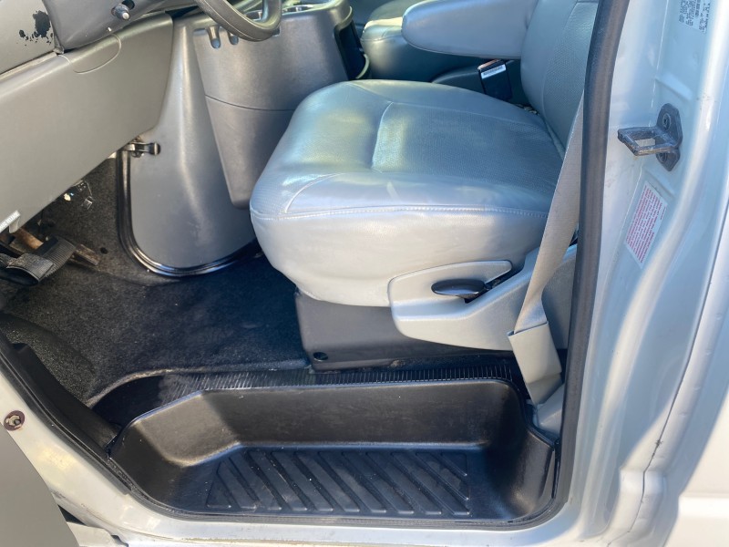 2003 Ford Econoline Cargo Van E 250 SUPER CARGO LOW MILES 67,419 in , 