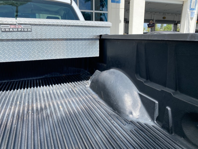 2005 Ford F-150 PU STX LOW MILES 18,931 in , 