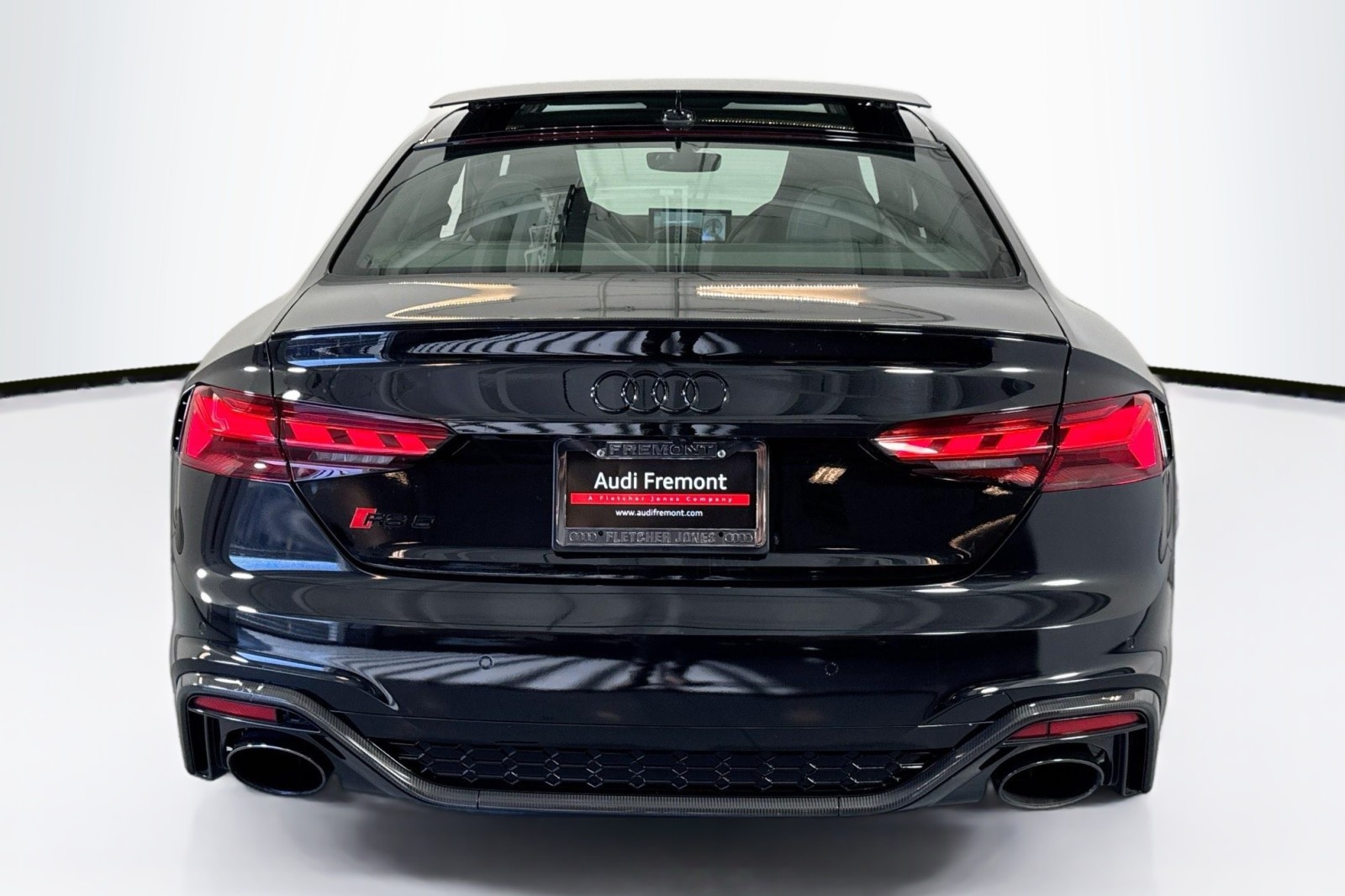 Used 2022 Mythos Black Metallic Audi  image 6