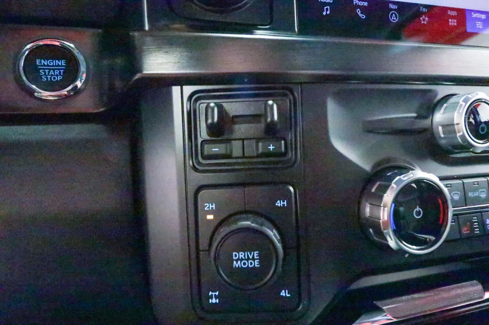 Used Car 2023 Ford Super Duty F-250 Srw  Lariat For Sale Under $80,000 In Austin, Texas