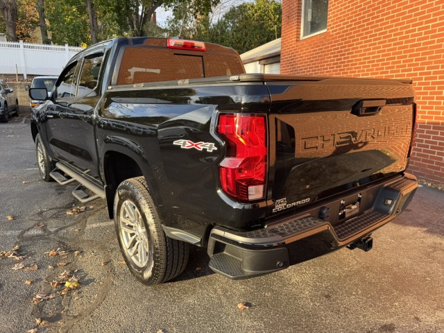 2023 Chevrolet Colorado 4WD LT 3