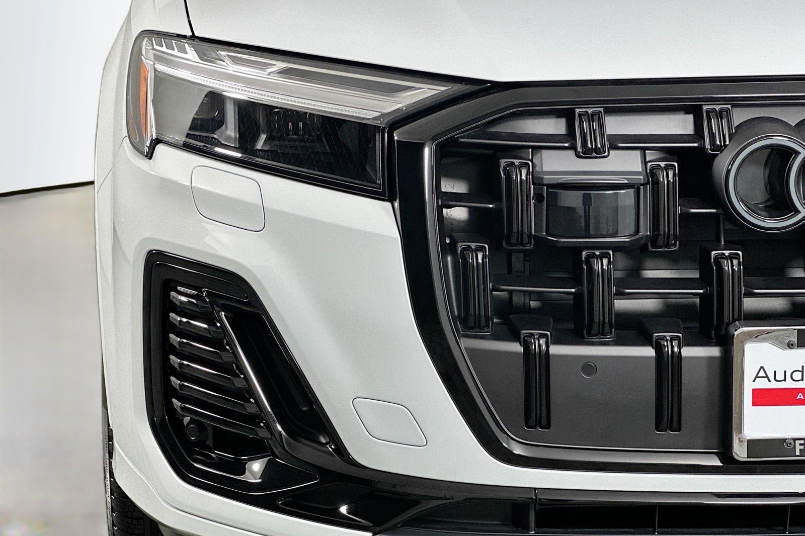 New 2026 Glacier White Metallic Audi Premium image 13