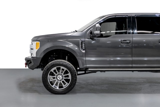 2017 Ford F-250 Lariat 10