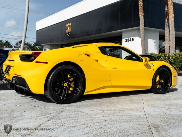 Ferrari 488 Spider