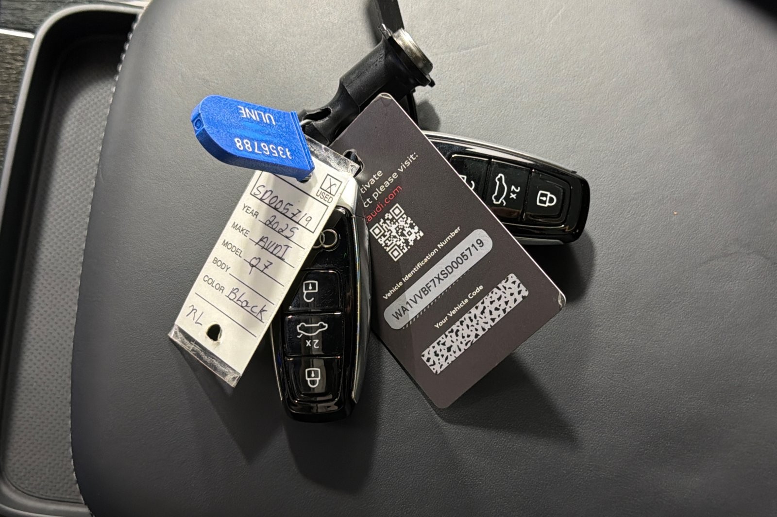 Used 2025 Mythos Black Metallic Audi Prestige 55 TFSI quattro image 25