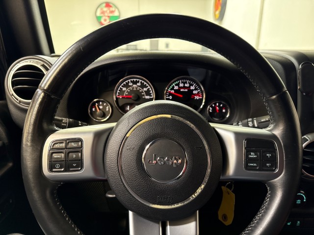 2015 Jeep Wrangler Unlimited Rubicon Hard Rock 4WD V6 Custom in ,