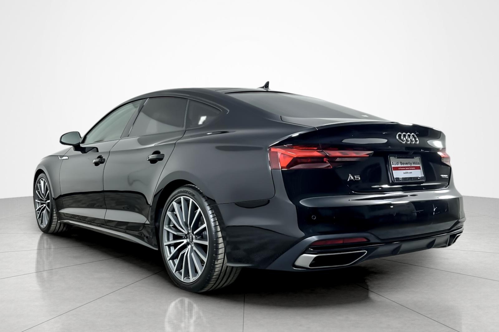 Used 2023 Brilliant Black Audi Premium Plus 40 TFSI quattro image 3