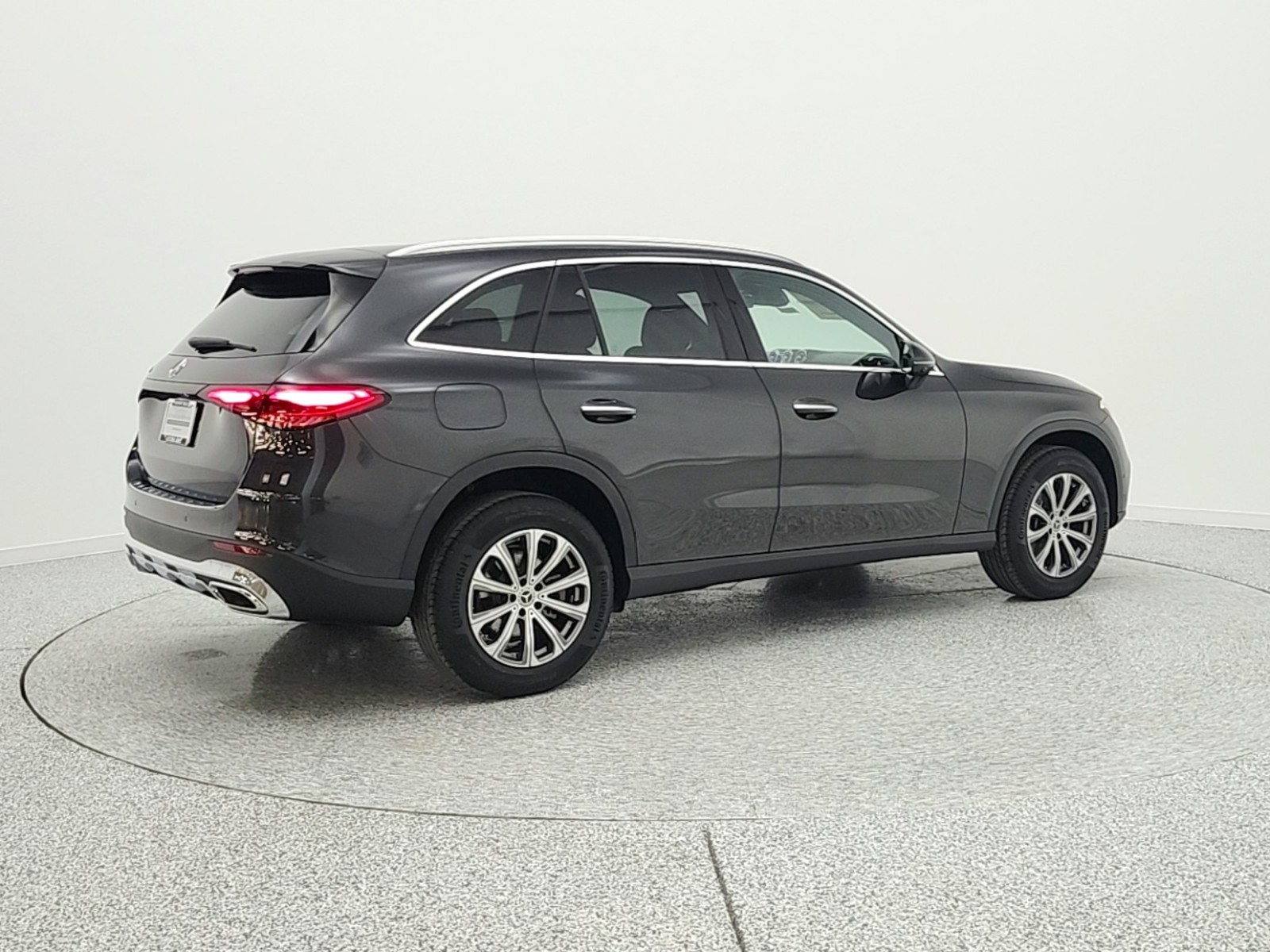 New 2025 Graphite Grey Metallic Mercedes-Benz GLC 300 image 5