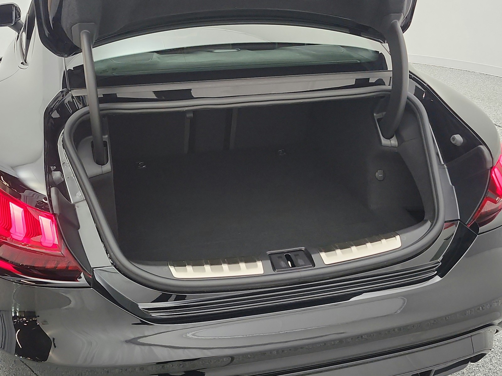 Used 2024 Mythos Black Metallic Audi Prestige quattro image 19